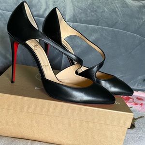 Christian Louboutin -Black leather 100mm Comes with dust bag and original box.